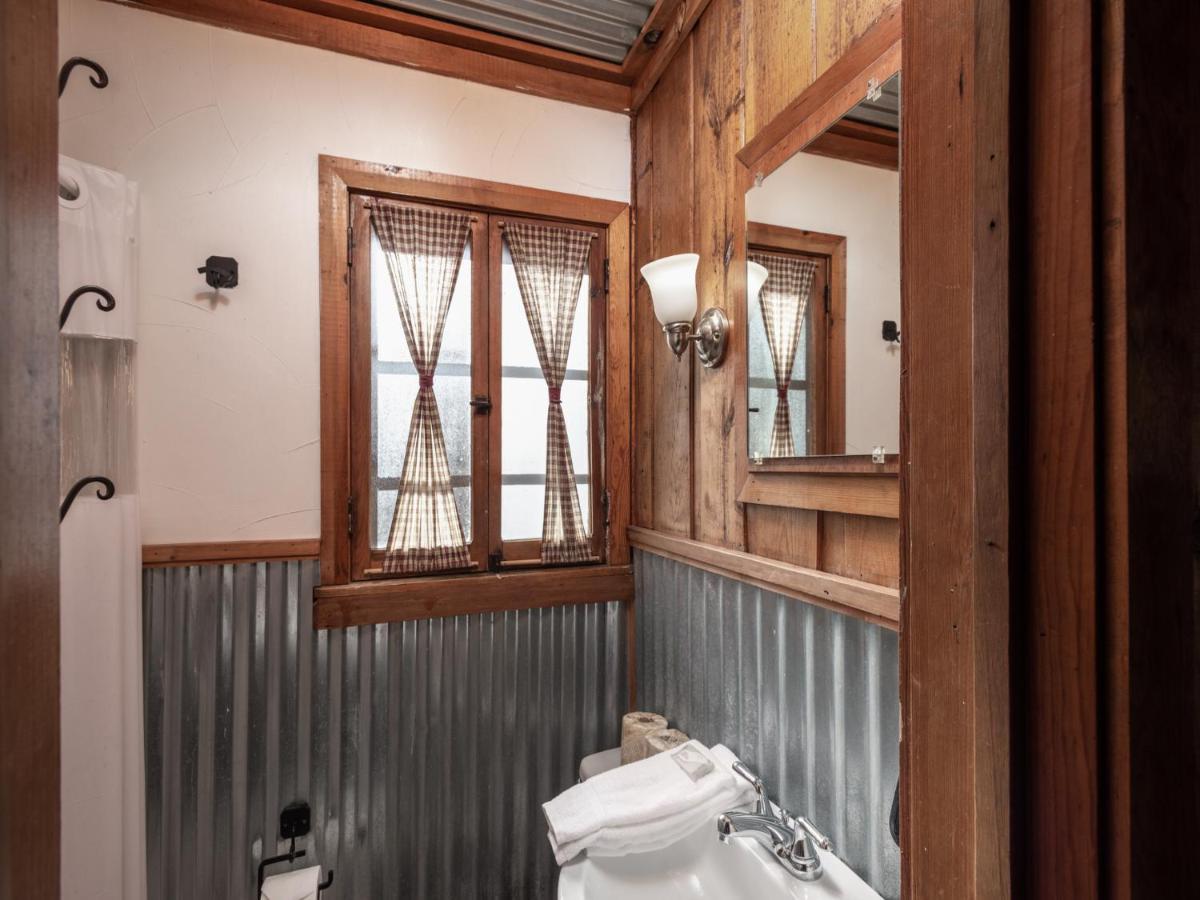 רואידוסו Apache Village 2, King Studio, Midtown, Sleeps 2 מראה חיצוני תמונה